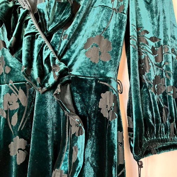 Velvet Burnout Floral Ruffled Dress - Picture 7 of 9